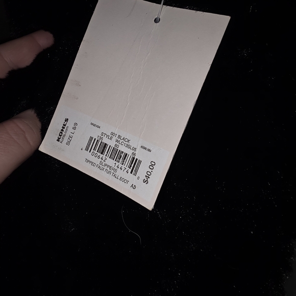 LC Lauren Conrad Black Furry Slippers - Picture 4 of 5